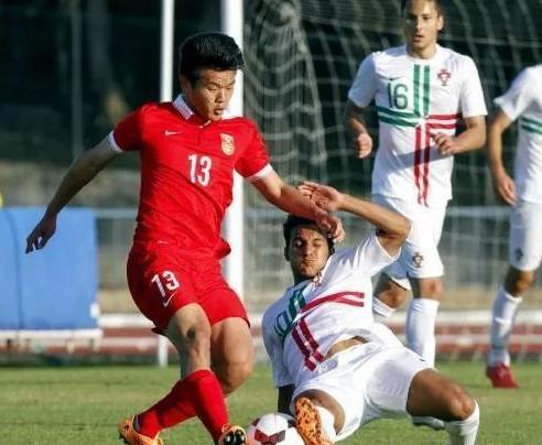 于年轻球员 于年轻球员